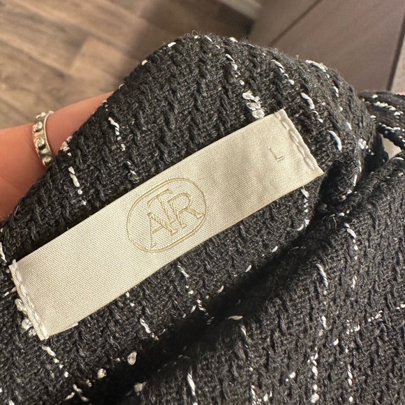 Black Long Tweed Dress - Picture 5 of 5